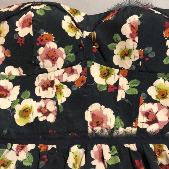 American Eagle floral dress - Picture 4 of 4